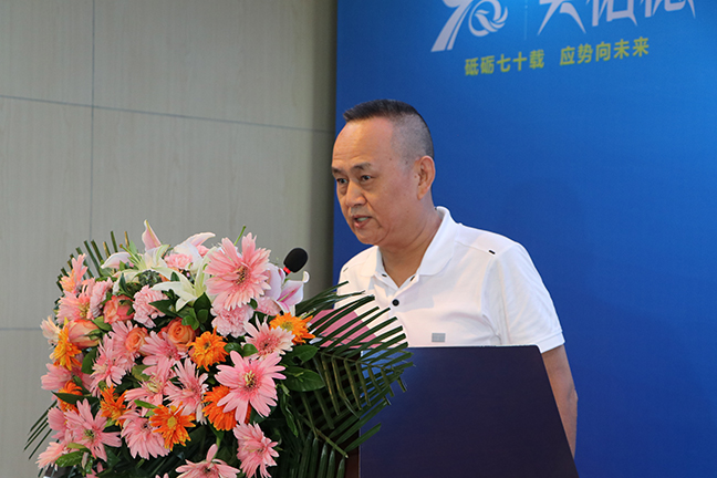 尚仲敏發表獲獎感言